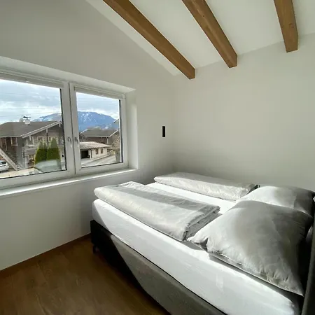 Attic Near Kitzsteinhorn Skiing Apartment