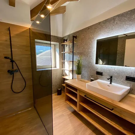 Penthouse Voll-bartl With Great Views *