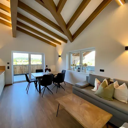 Penthouse Voll-bartl With Great Views Appartement Saalfelden