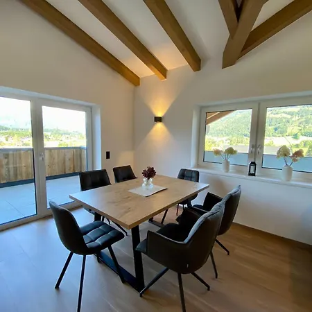 Penthouse Voll-bartl With Great Views Appartement Saalfelden