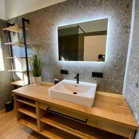 Penthouse Voll-bartl With Great Views